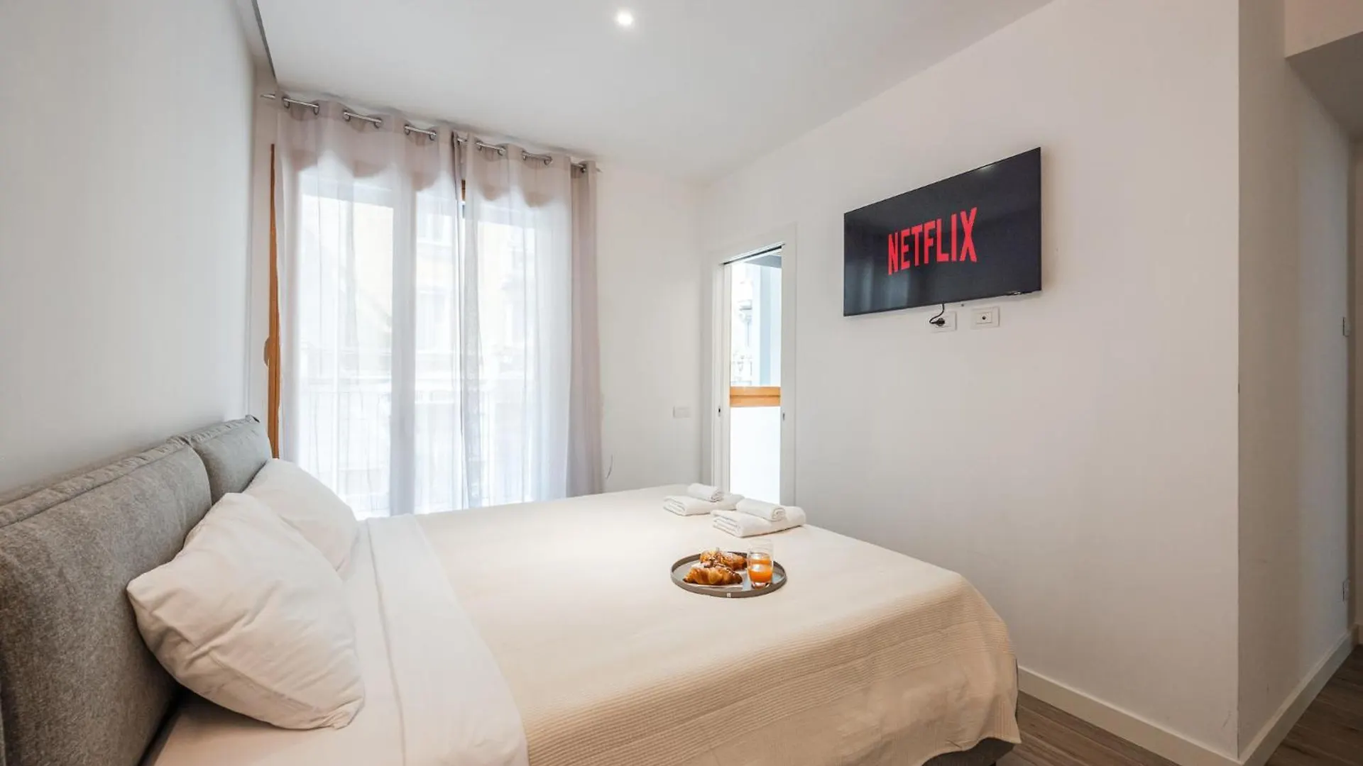 Apartment Moderno Appartamento Con Terrazza & Palestra Mailand Italien